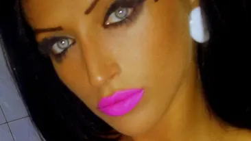 Adevarul despre trupul de Barbie al Narcysei Pericol! O sa ramai socat cand vei vedea cate operatii estetice si-a facut romanca!