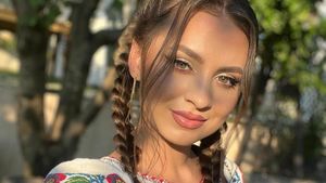 Ea este sosia Vlăduței Lupău! Cine este și cu ce se ocupă Laura Dodan. FOTO