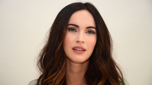 Megan Fox a ajuns iar la silueta dinainte de naştere! Vedeta se mândreşte cu trupul ei super sexy şi arată senzaţional! Îţi place?