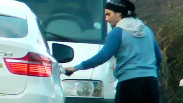 Nici pletele nu-i mai tin de cald lui Pepe! “Latino-puloverul” si-a asortat un… fes de toata frumusetea!