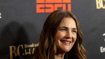 Cum arată Drew Barrymore la 50 de ani. Actrița a postat imagini cu ea nemachiată pe rețelele sociale