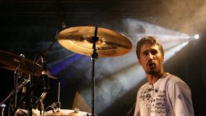 Fosta concurenta “X Factor” sta zi si noapte langa sotul ei. Cosmarul asta nu se mai termina!”. Ultimele detalii despre starea lui
