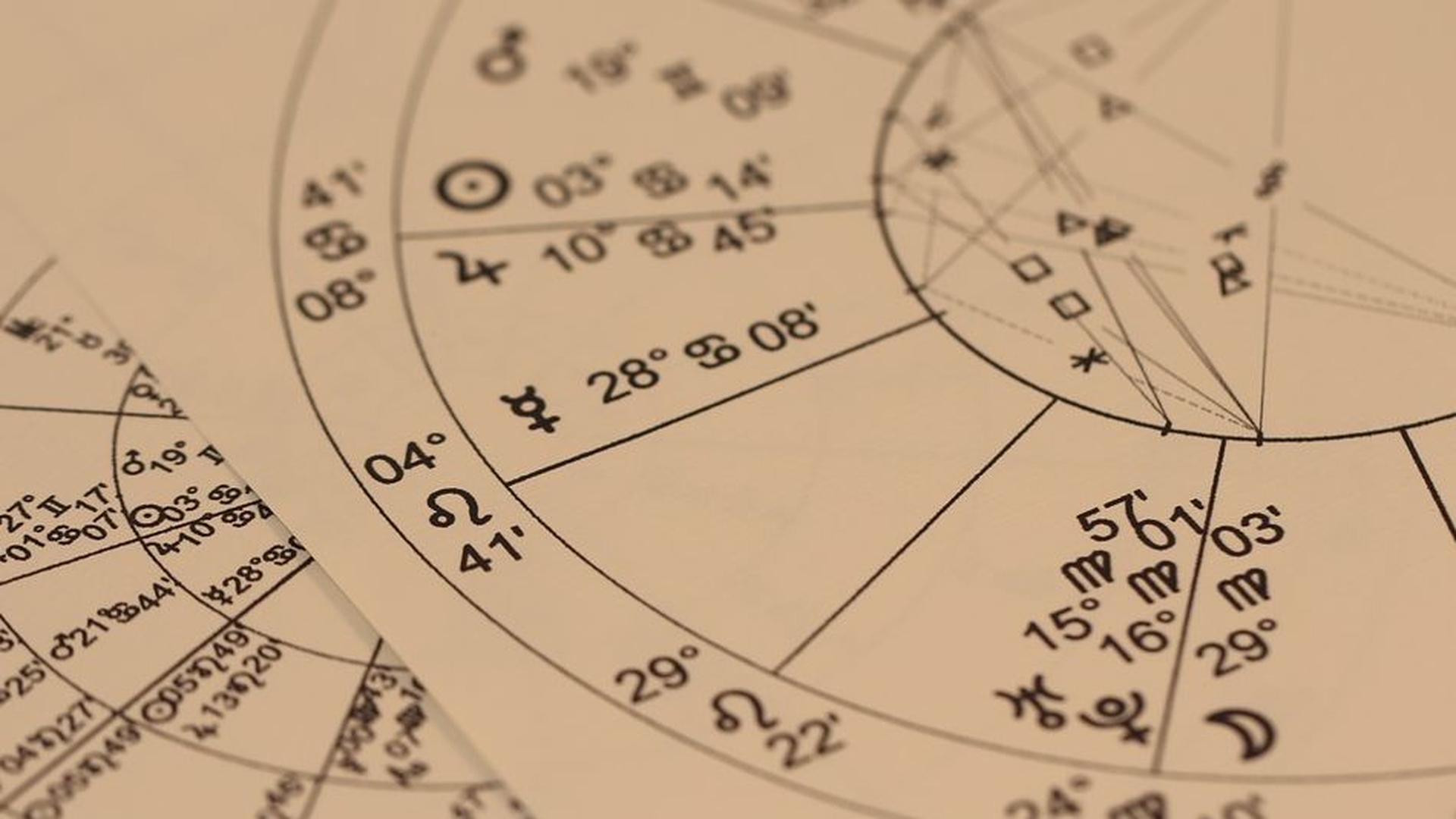 Horoscop zilnic: Horoscopul zilei de 8 iunie 2018. Taurii trec printr-un proces de introspecție