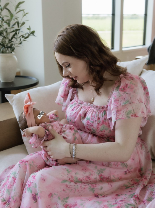 Influencera Sue Rose și soțul ei au devenit părinți pentru a cincea oară. Sursa foto: Instagram Sue Rose