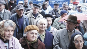 Veniturile pentru pensionari vor scădea semnificativ! Specialiștii au făcut anunțul