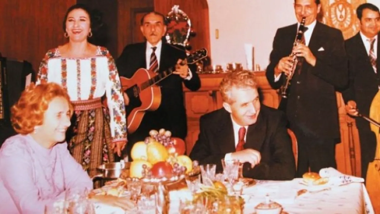 Ce mâncau Nicolae Ceaușescu și Elena în noaptea de Revelion. Meniul era o bombă calorică!