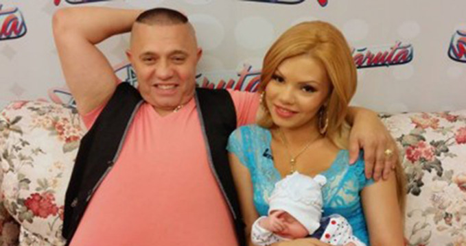 Nicolae Guţă a divorţat de Cristina după două luni şi şi-a tras iubită nouă! Cum arată actuala parteneră a manelistului