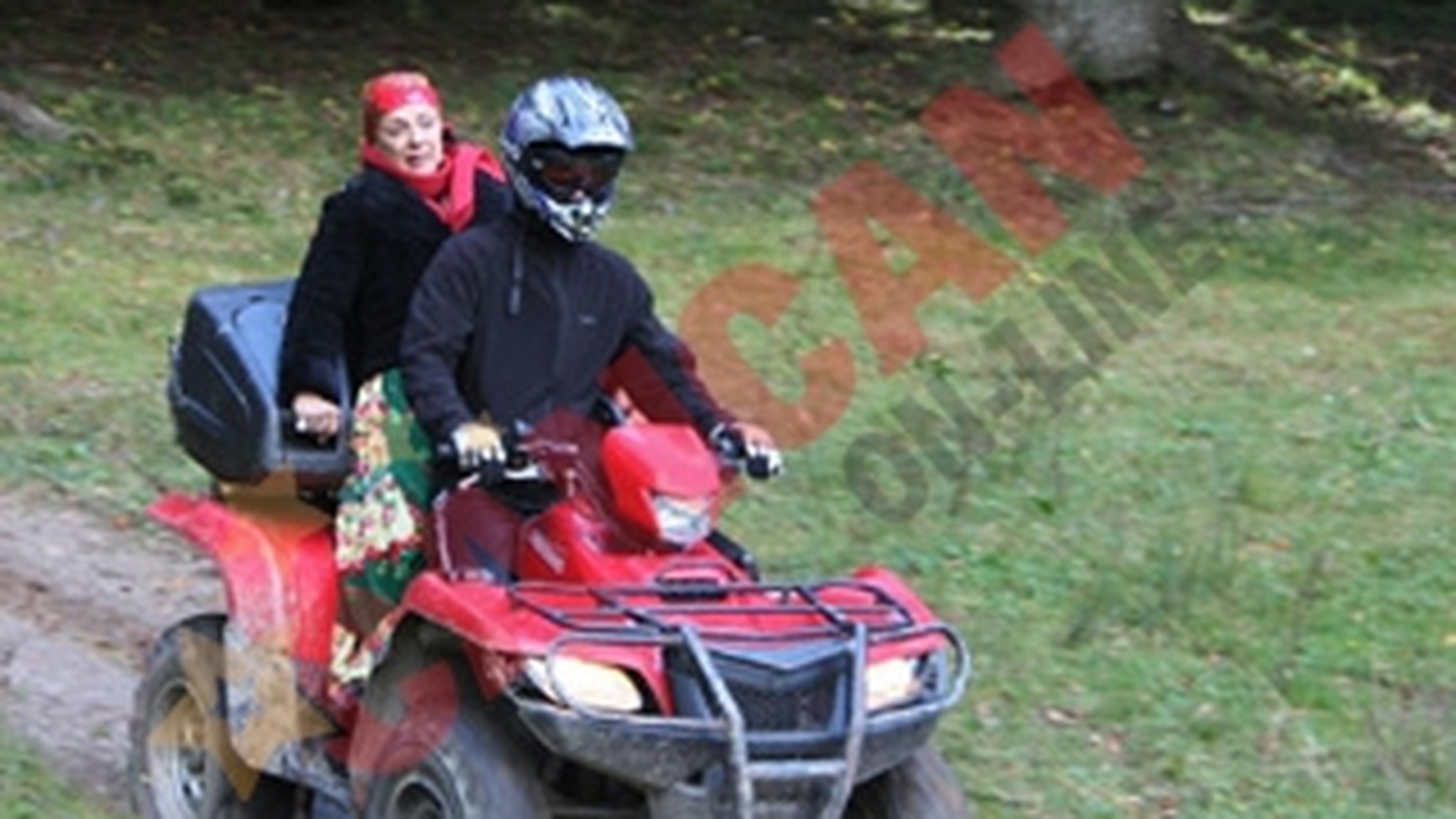 Carmen Tanase, cursa nebuna cu ATV-ul: "Experienta ingreunata de fustele cu care eram imbracata"