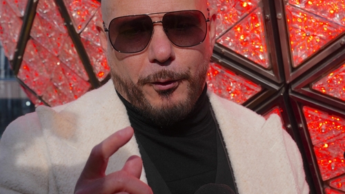 Motivul BIZAR pentru care Pitbull nu renunță la telefonul vechi pentru cel mai nou model de Iphone: ”Sunt un om religios și...”