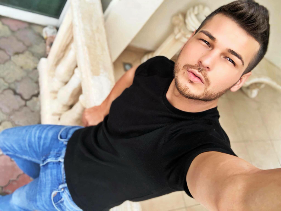 Răzvan Botezatu revine la TV! A dezvăluit motivele pentru care a fost dat afară de la Antenă