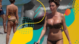 Bianca Pop a apărut pe plajă într-un costum de baie minuscul