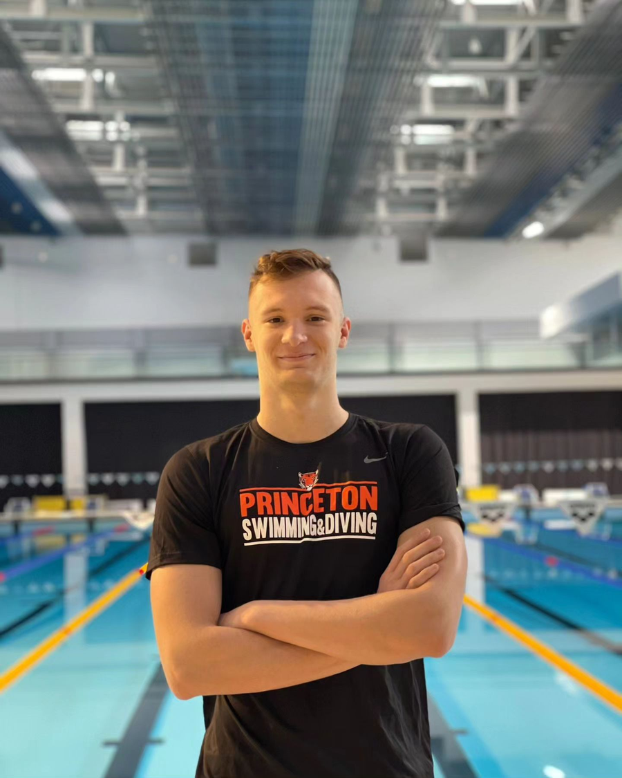 patrick dinu sportiv inot