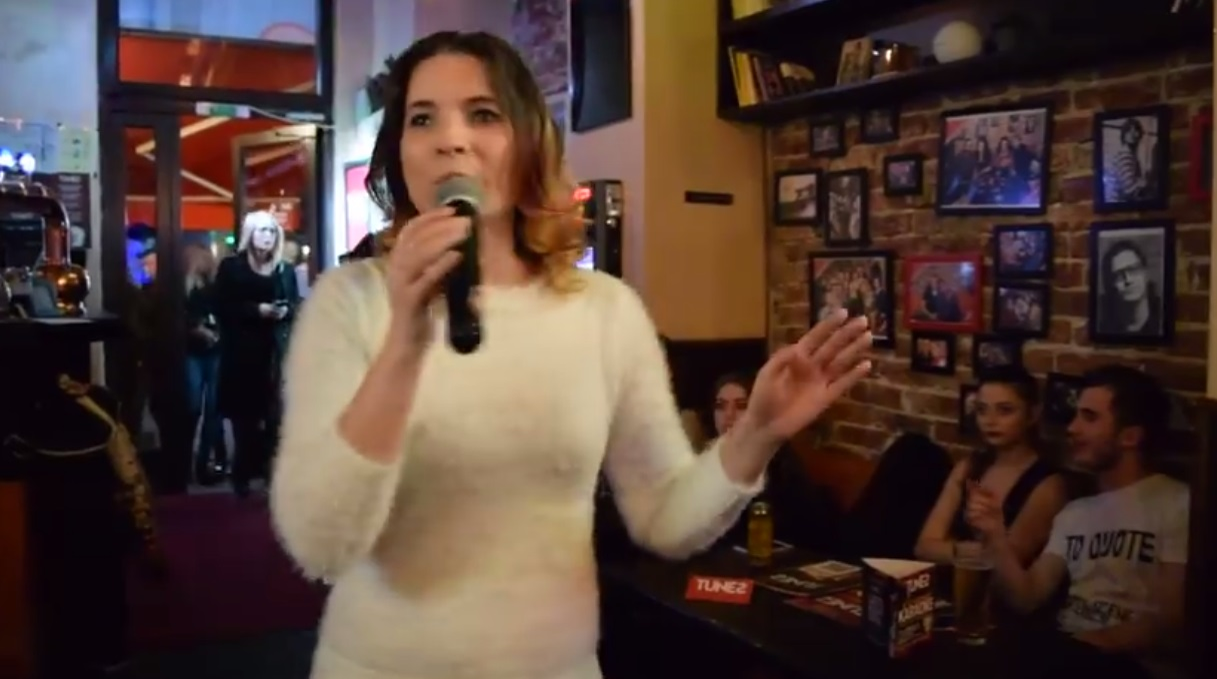 Cum se pregătește croitoreasa de la “Românii au talent” pentru semifinala sezonului 9! Ana Maria Pantaze a ținut să se afle chiar de la ea