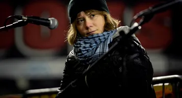 Greta Thunberg, arestată în Londra! Mesajul de pe pancarta ei i-a făcut pe oamenii legii să o rețină