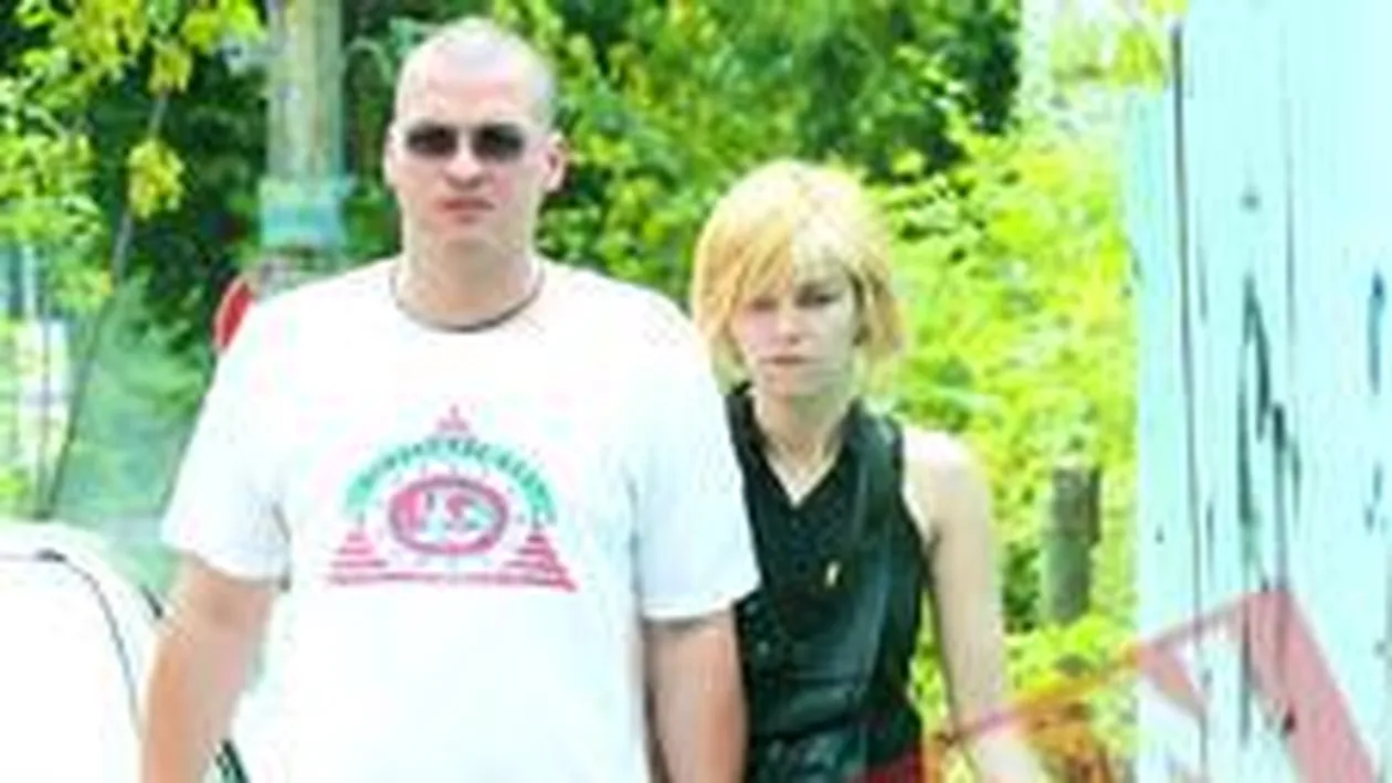 Gianina Corondan si-a prins sotul cu o alta femeie