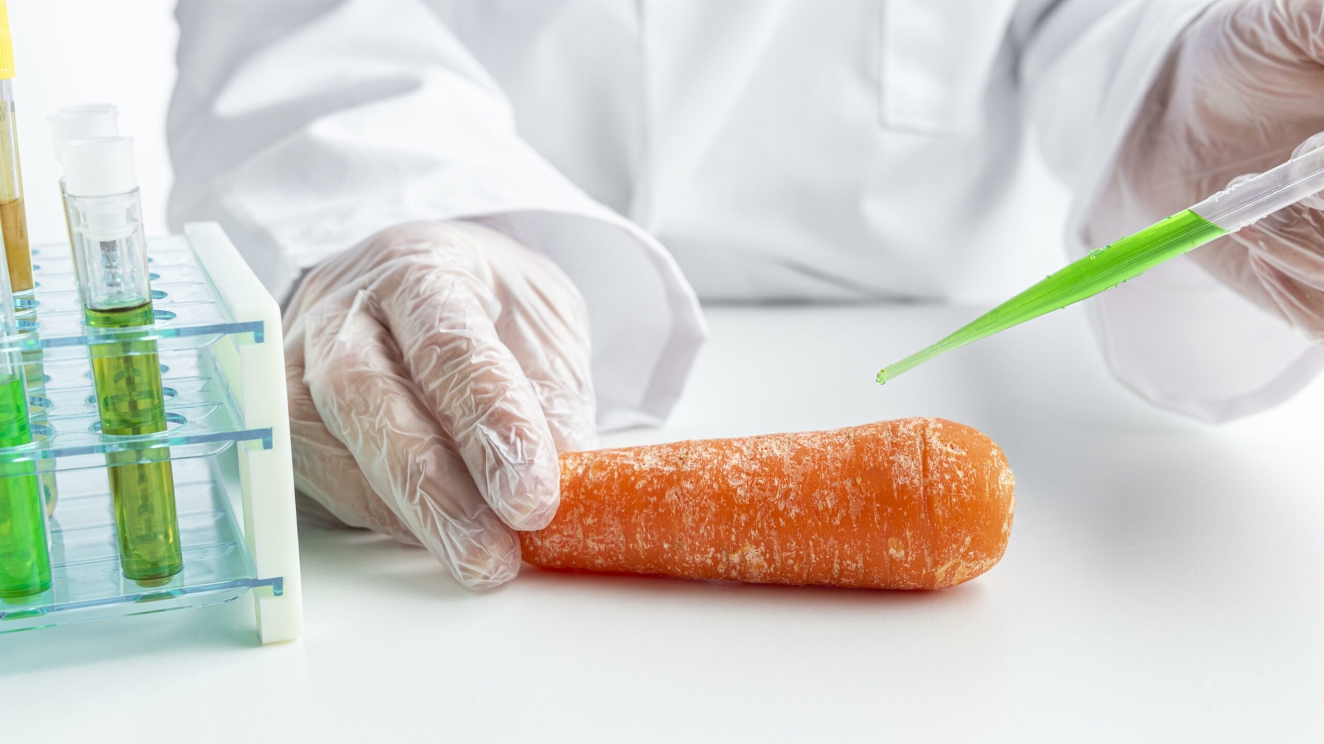 Anchetă epidemiologică după ce un bărbat a murit de listerioză. Bacteria periculoasă se transmite prin alimente