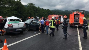 Accident grav pe DN1. Sunt șase victime, iar traficul este îngreunat
