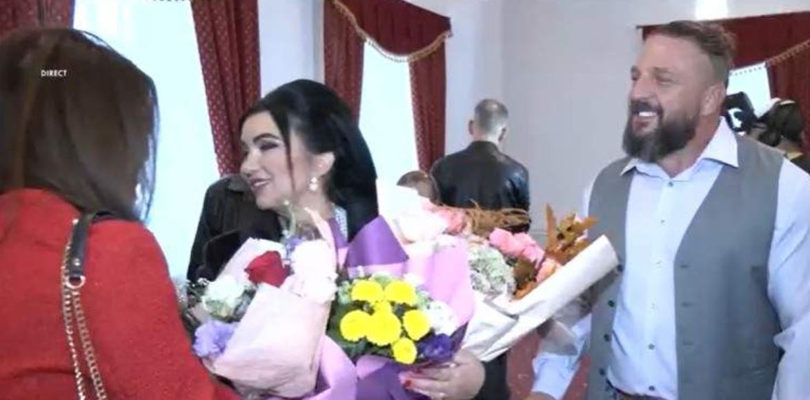 Adriana Bahmuțeanu și George Restivan s-au căsătorit/ Sursa foto: Captură Antena Stars
