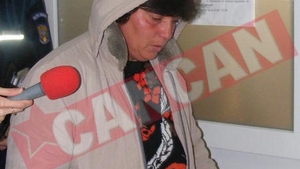 Mama minorei violate de batran si-a dus fata la psihologi