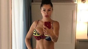 Primele IMAGINI NECENZURATE cu posteriorul tunat al soţiei lui ILIE NĂSTASE! BRIGITTE SFĂT şi-a afişat fără inhibiţii investiţia de 4000 de euro!