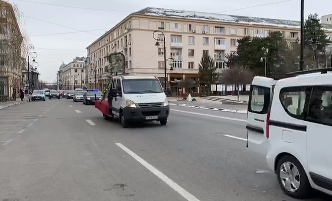 Icoana făcătoare de minuni a Maicii Domnului luată de la Catedrala „Maica Precista” și plimbată pe străzile Craiovei