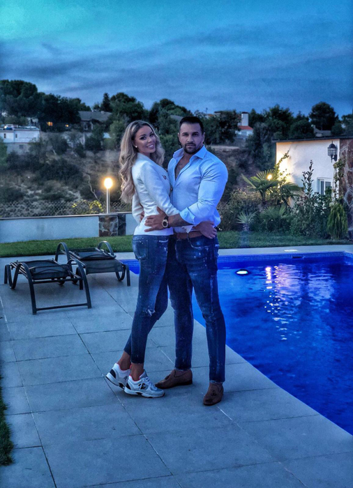 Bianca Drăgușanu și Alex Bodi vor fi nași: ”O așteptăm și pe nășica acasă!”