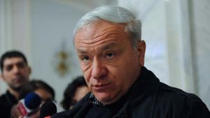 Soţia i-a iertat infidelităţile în trecut, dar... ”Baronul” de Braşov divorţează la 65 de ani!