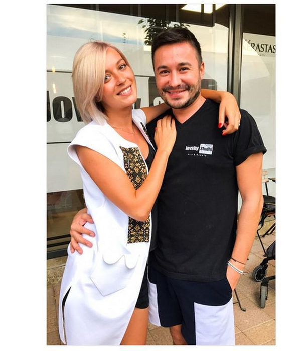 Diana Dumitrescu, schimbare de look. A spus “adio” blondului care a consacrat-o pentru o nuanţă de… Cum arată acum actriţa