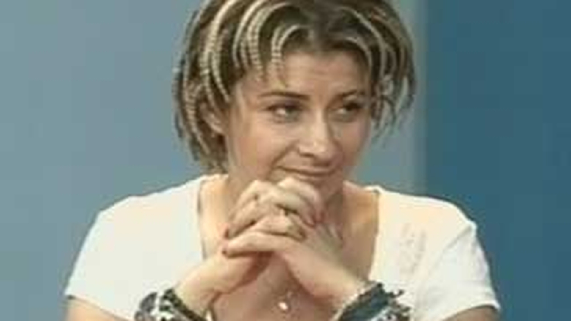 VIDEO Un nou caz valiza la Cluj! Ana Maria Prodan s-a luat la bataie cu suporterii si a injurat un moderator TV