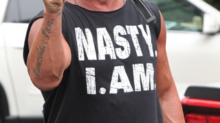 Acasa la Hulk Hogan. Ia uite in ce minunatie de vila a locuit pana de curand luptatorul!