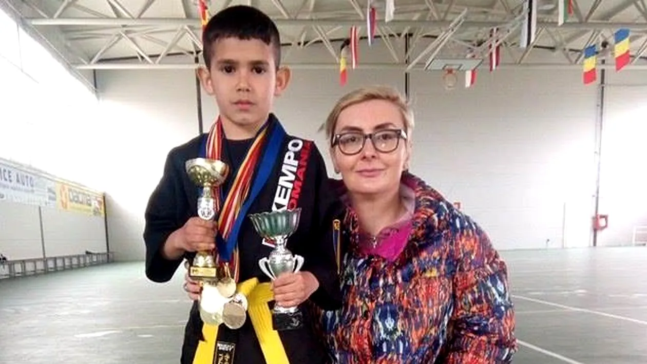 Povestea sfâşietoare a campionului de 9 ani! Mama l-a părăsit, fratele a murit, tatăl e bolnav şi sora surdo-mută