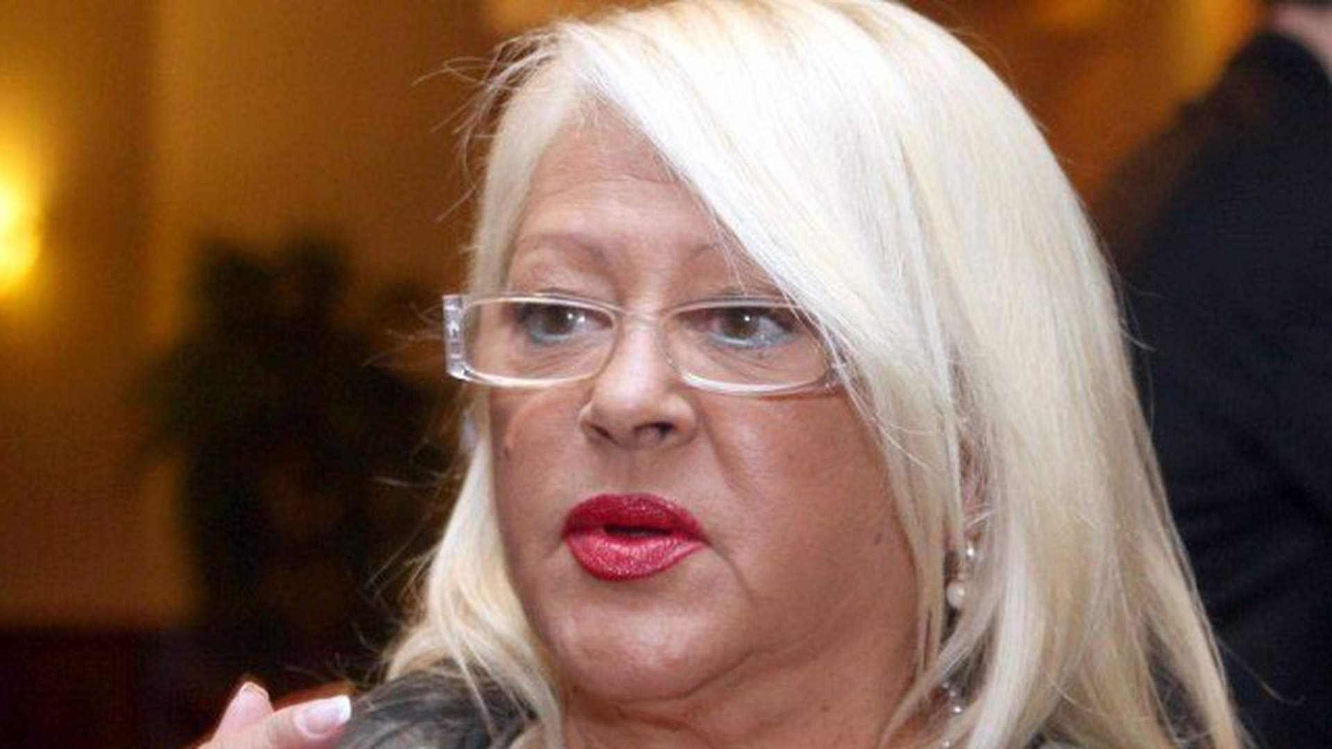 Mirabela Dauer sare la gatul Ozanei Barabancea, dupa ce aceasta a jignit victimele din Colectiv. "Copiii aia...