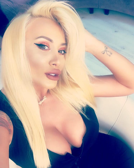 Adevărata Pamela Anderson nu ar fi un model pentru Pamela de România
