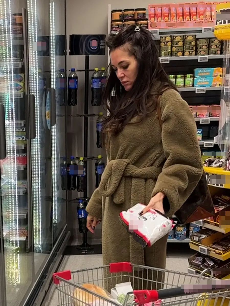 Ruxandra Luca a ieșit complet naturală la cumpărături