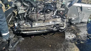 Accident grav pe DN 71, a intervenit elicopterul SMURD. Un autoturism s-a ciocnit cu o mașină de gunoi