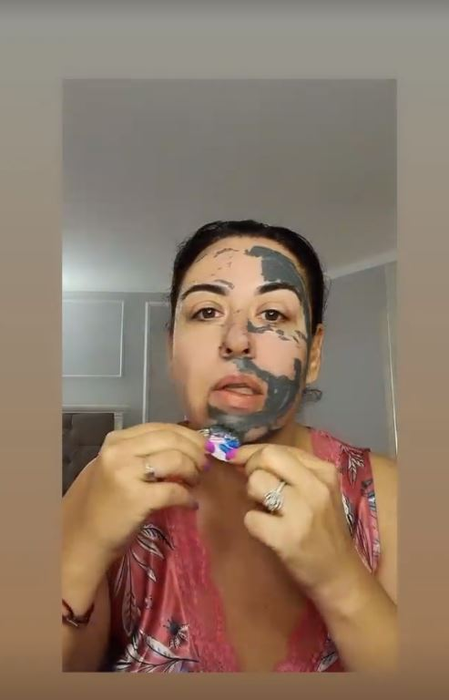 Oana Roman, dependentă de măștile de față. S-a filmat în momentul ritualului de frumusețe: “O să vedeți cea mai tare fază din lume” | FOTO