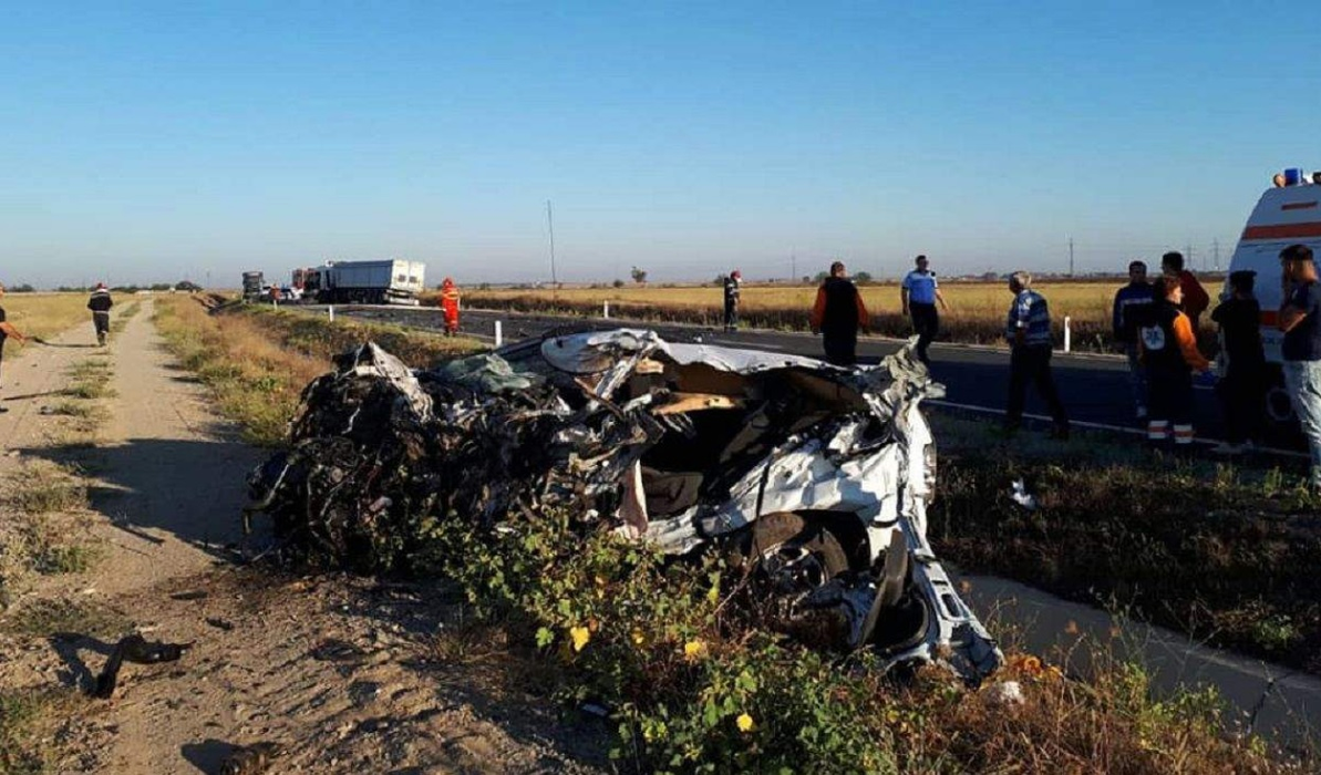 El este tânărul care a intrat cu 160 km/h într-un TIR! Se căsătorise în urmă cu două săptămâni