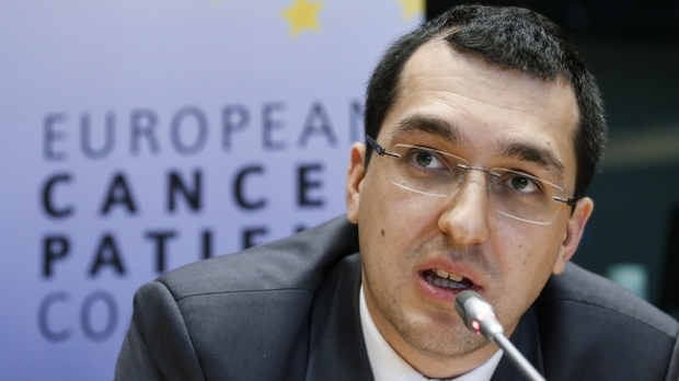 Fost ministru al Sănătăţii, scrisoare zguduitoare: ”Ionuţ a murit… Aştepta un transplant pulmonar…”