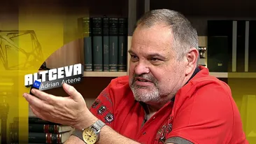 Scriitorul român cu cele mai vândute cărți din ultimul deceniu, patru ani pentru Minciuna lui Michelangelo”: Igor Bergler: Un cronicar al nesăbuinței