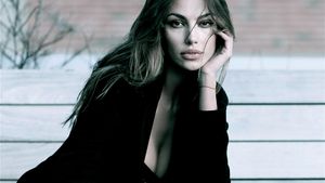Ghenea nu apleacă urechea la zvonuri şi a transmis un mesaj fanilor: "Preocupă-te mai mult de conştiinţa ta decât de reputaţie"