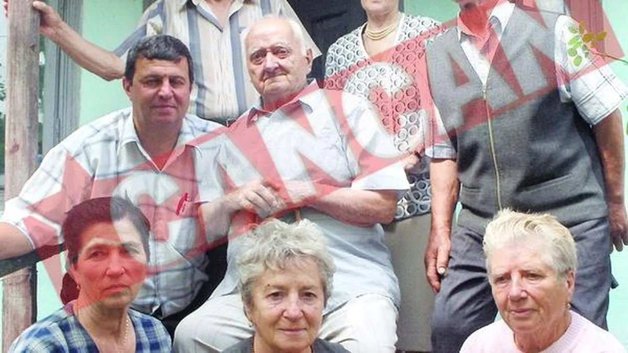 A chefuit cu tot satul la 100 de ani