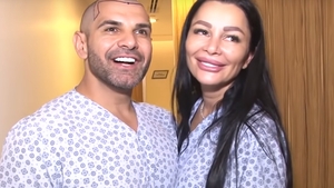 Oribil! Cum arată Florin Pastramă și Brigitte după ce și-au făcut implant de păr