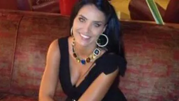 Era sa cad pe scari cand am vazut ca-i Adelina. Cum s-a fotografiat fosta sotie a lui Varciu pe plaja