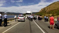 ULTIMA ORA! Accident TERIBIL pe DN6. Trei oameni au MURIT si alti patru raniti grav