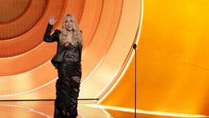 Fanii lui Cher, îngrijorați după apariția sa la Saturday Night Live. „Pur și simplu, nu mai poate”