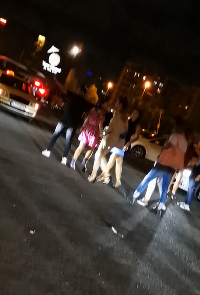 Mădălina Pamfile și-a lăsat bolidul de lux în parcarea clubului și a plecat cu prietenii