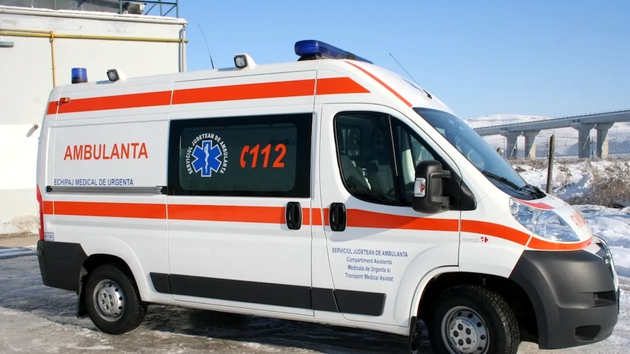 Un bărbat din Iași a încercat să se sinucidă. E cutremurător ce i-a cerut soției înainte să fie găsit într-o baltă de sânge