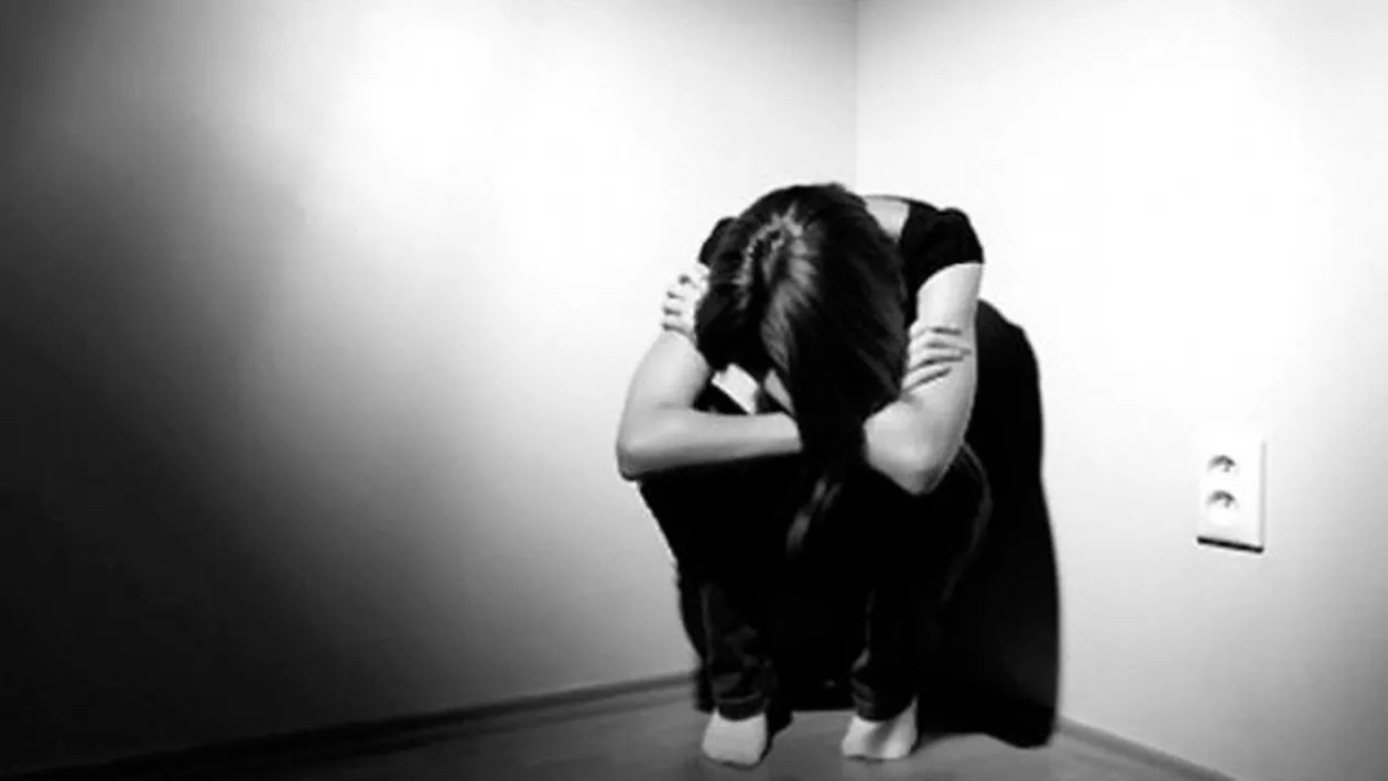 Caz tragic în Craiova! O elevă s-a sinucis. Trei ani s-a luptat cu o depresie cruntă