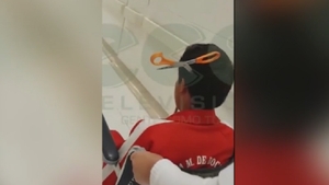 Scene şocante! Un elev a ajuns la spital cu o foarfecă înfiptă în cap, după ce a izbucnit o bătaie în clasă