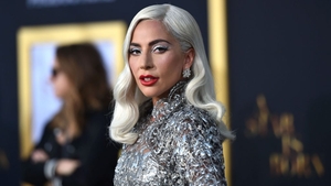 Lady Gaga, autoizolare, alături de noul iubit, de teama coronavirusului! „Încercați să nu dați virusul mai departe”